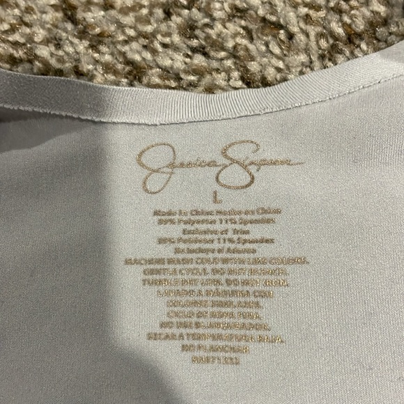 Jessica Simpson scalloped sports bra - Picture 3 of 5